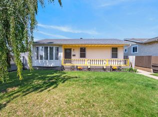 3612 18th Ave NW, Edmonton, AB T6L 3C2