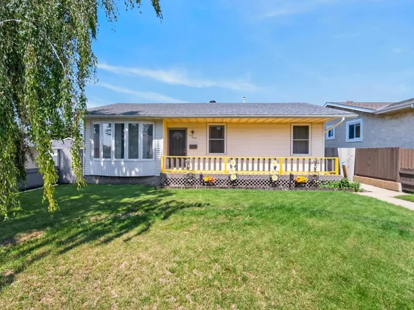 3612 18th Ave NW, Edmonton, AB T6L 3C2