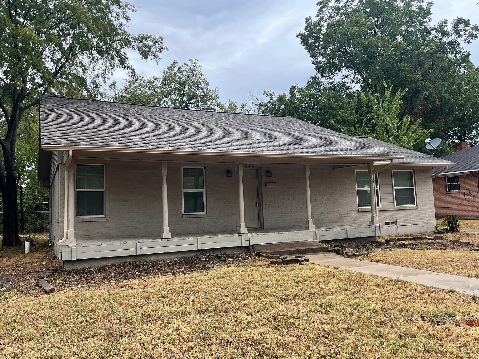 3 bed, 1346 sqft, $1,950 — Photo 2