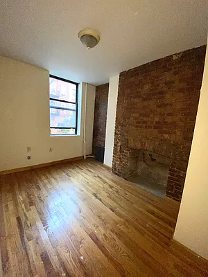 Rented by Crosstown Apartments NYC | media 6