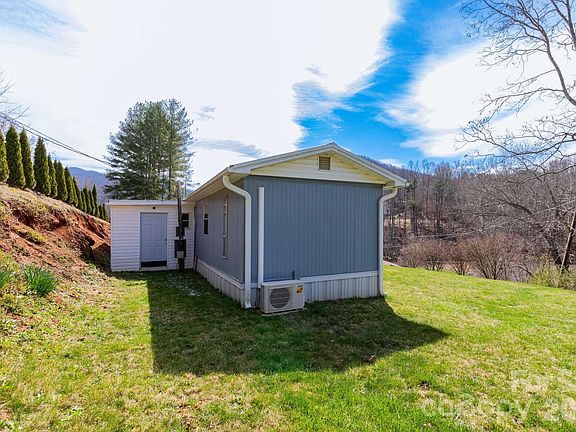 5th image of 20 Ox Creek Rd