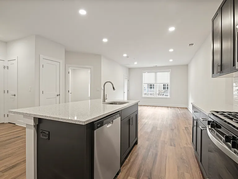 The Somerset at Montgomery — Photo 35