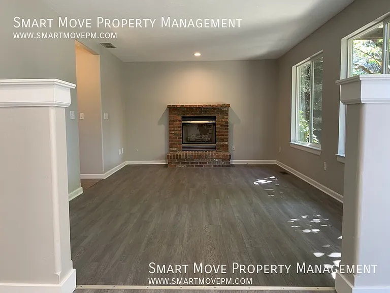 2321 E Mugo St — Photo 13