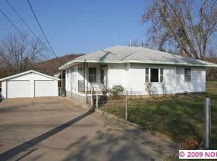 520 N Loop Dr W, Sand Springs, OK 74063