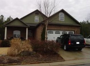 810 Rocky Creek Dr, Alexander City, AL 35010