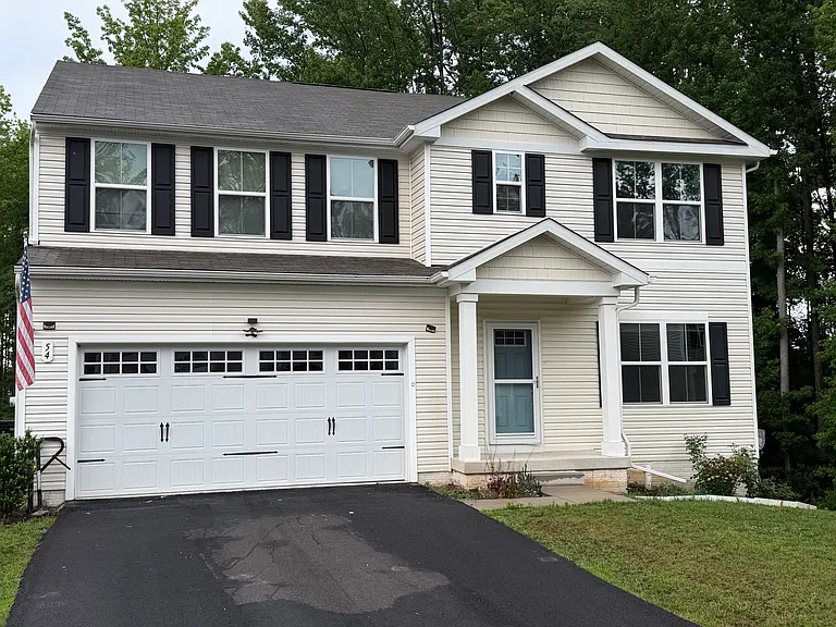 54 Goldspire Dr — Photo 1