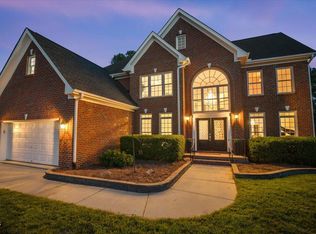 817 Highwater Pl, Fuquay Varina, NC 27526