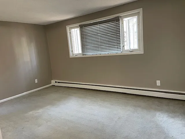 2200 Smith St #5 — Photo 5