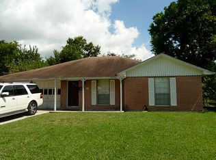 410 Grantham Rd, Baytown, TX 77521