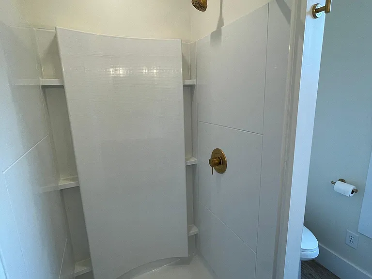 3rd floor bathroom