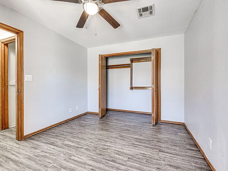 Sunridge Estates Townhomes — Photo 17