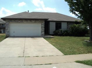5471 S Jefferson Ave, Springfield, MO 65810