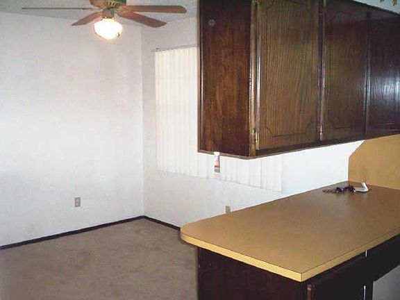 5th image of 1132 N Bradley Ave #1132AR