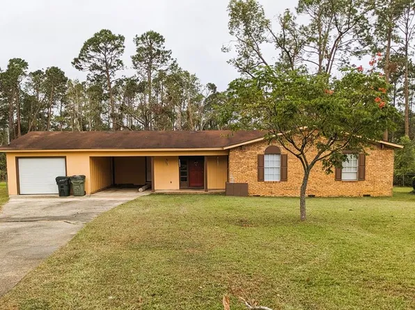 413 Whispering Pines Dr, Douglas, GA 31533