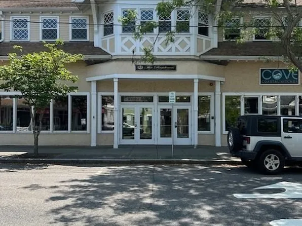 615 Main St #7, Barnstable, MA 02630