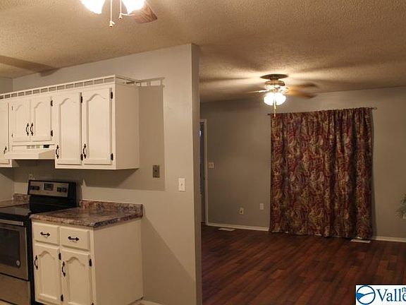 2nd image of 47 Pharr Rd