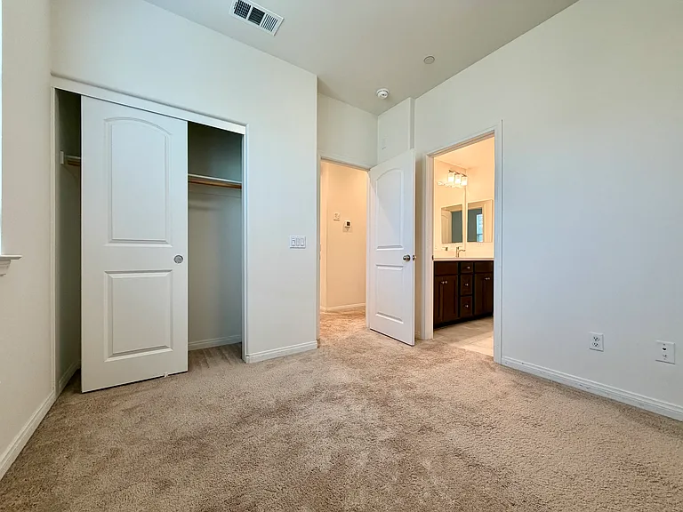 10519 Wilding Dr — Photo 15