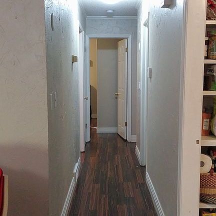 Hallway to bedrooms