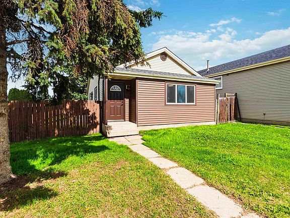 4th image of 120 Birch Dr