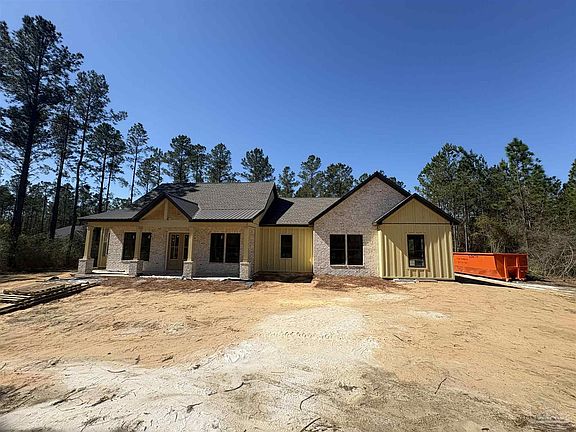 3rd image of 3571 Maple Branch Ln
