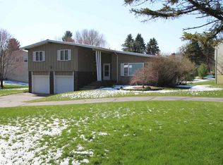 5280 Deer Ridge Rd, Jackson, MI 49201