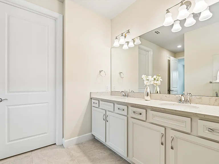 2244 Yellowfin Cir — Photo 12