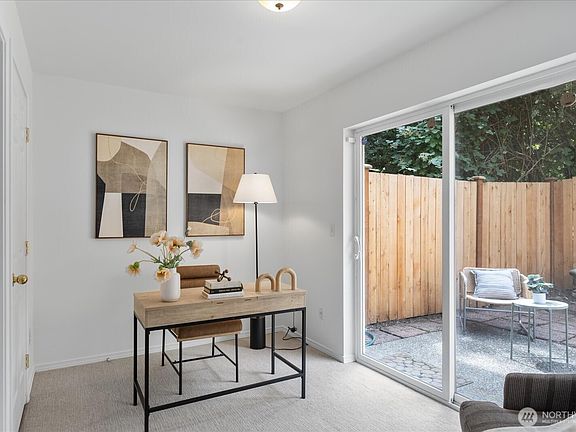 4th image of 13716 Midvale Avenue N #C