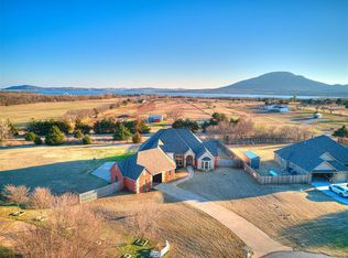 1115 NW Mount Marcy Dr, Lawton, OK 73507