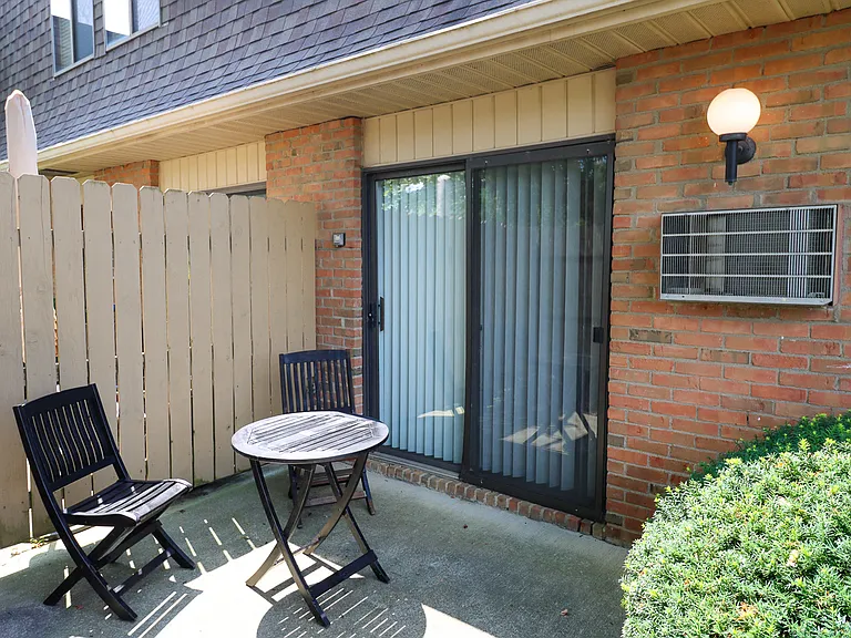 Rosebrook Village — Photo 10