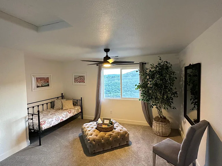 Loma Verde Dr — Photo 34