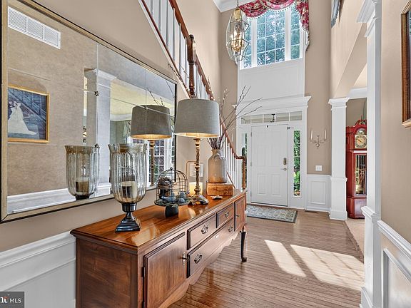 3rd image of 311 Willow Way