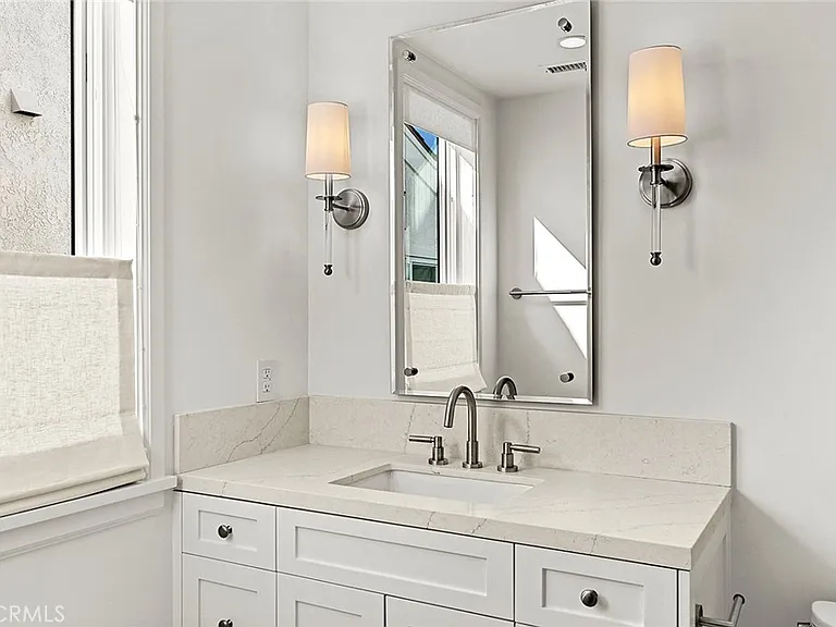 709 Marigold Ave — Photo 26