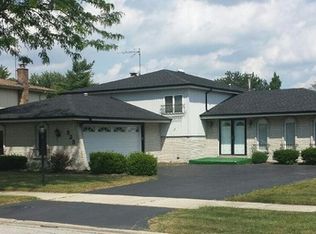 525 S Blackstone Ave, Glenwood, IL