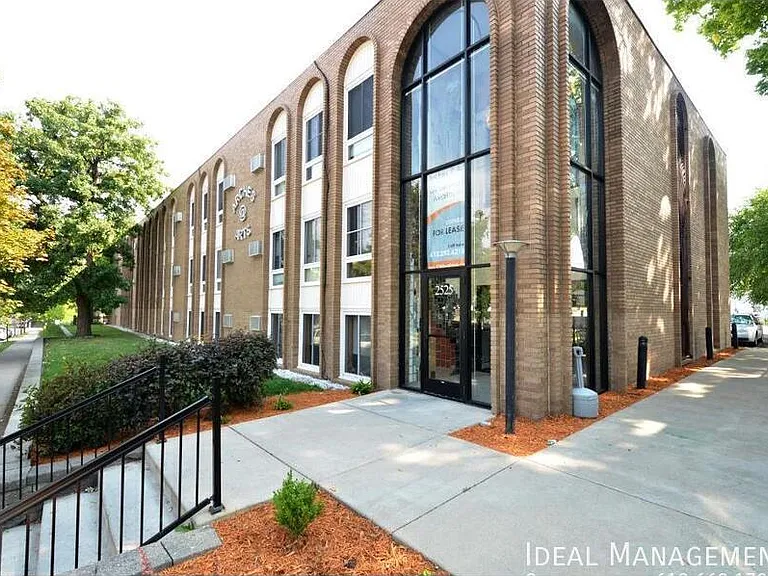 2525 3rd Ave S #101 — Photo 6