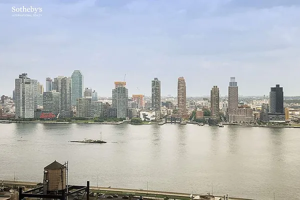 Rented by Sotheby's International Realty | media 16