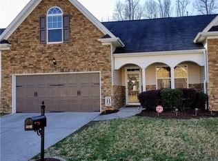 3696 Davis Cup Dr, Greensboro, NC 27406