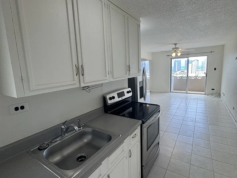 1614 Emerson St #20 — Photo 4