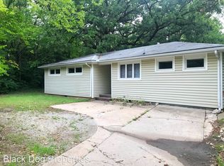 1106 Vail Cir, Manhattan, KS 66502