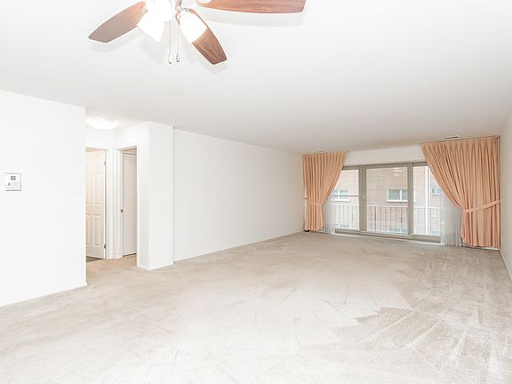 4th image of 235 Marengo Ave APT 4D