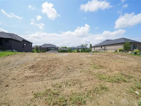 1947 Horseshoe Bnd, Dayton, OH 45458