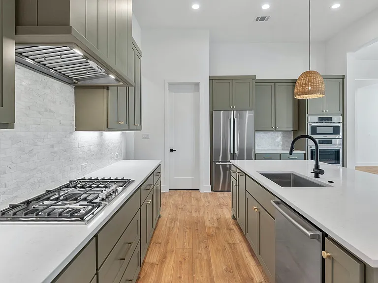 125 Stockman Dr — Photo 11