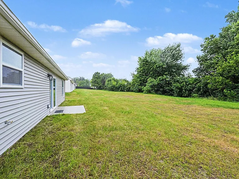 2064 Thimble Creek Dr — Photo 25