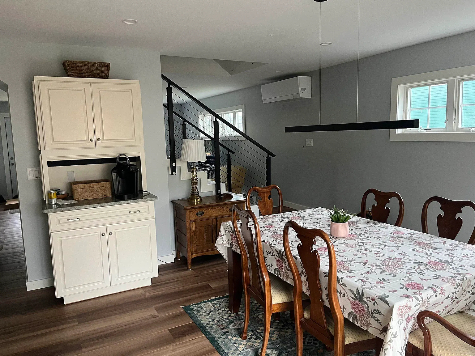 3 bed, 2.0 bath, 1596 sqft, $3,800 — Photo 4