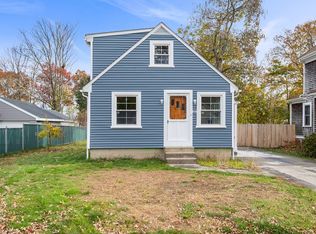 63 Hope St, Attleboro, MA 02703