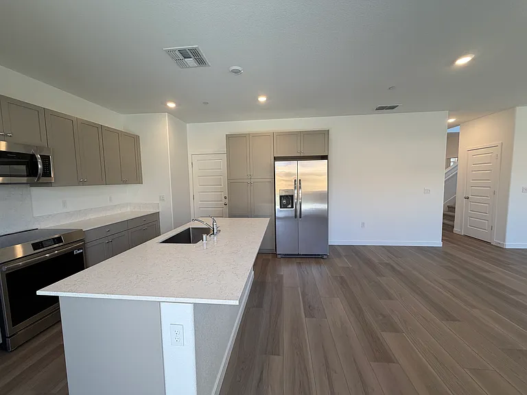 8363 Valpane Way — Photo 17
