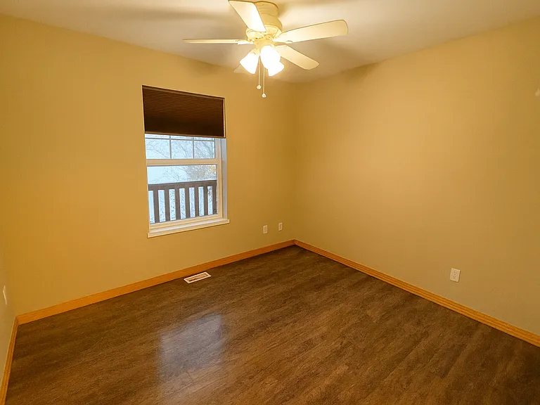 3003 Oliver St — Photo 6