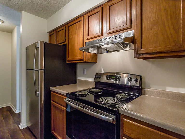 Foothills Apartments — Photo 18