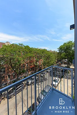 Rented by Brooklyn High Rise LLC | media 35