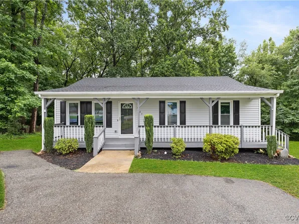4803 White Manor Ct, Midlothian, VA 23112