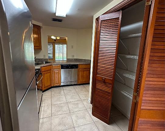 4th image of 8153 Village Gate Ct